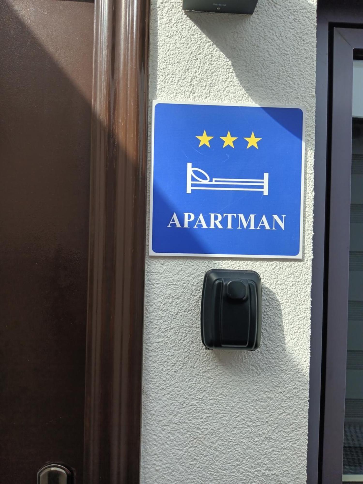 Petra Apartment Dakovo Exterior photo